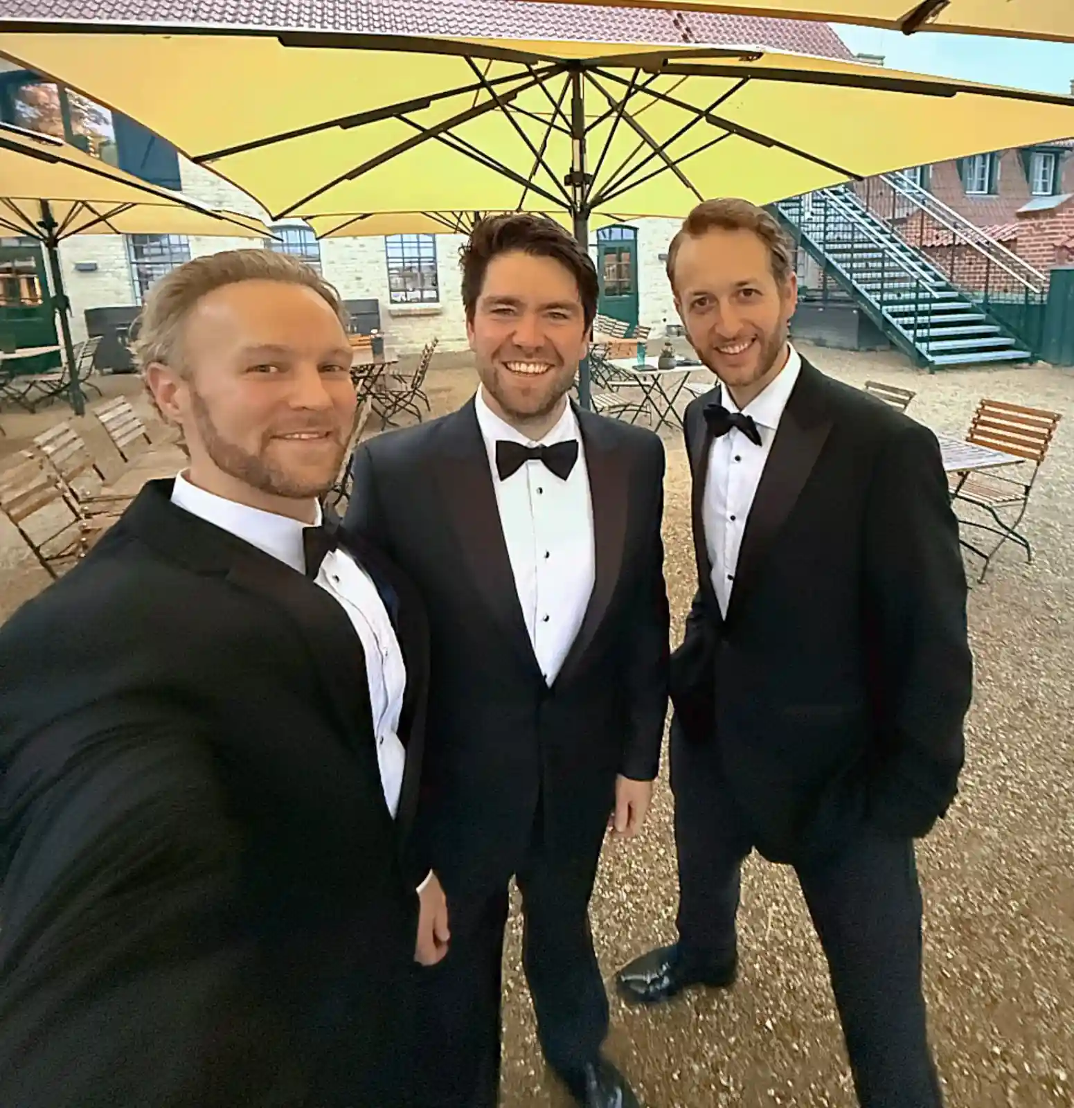 Operatico trio at lakeside wedding